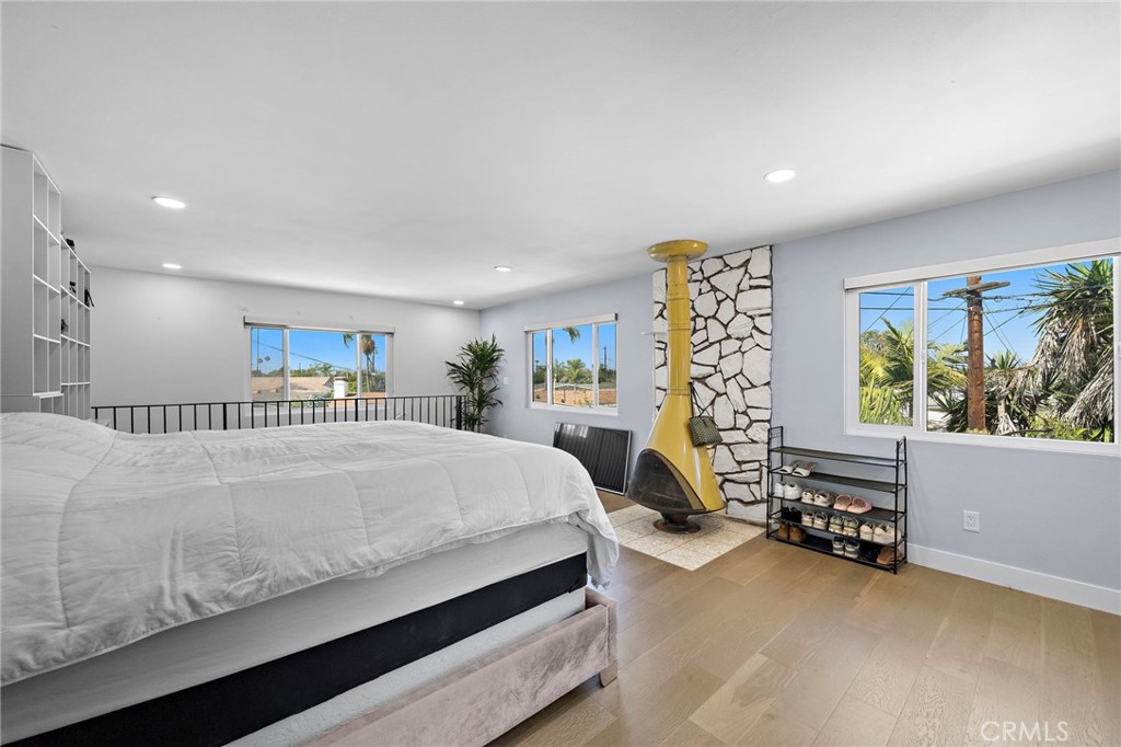 2750 San Carlos, Costa Mesa CA 92626 - photo 21