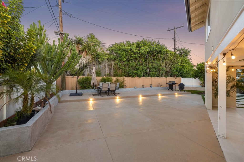 Enormous private backyard with potential to add outdoor kitchen, pool and more. - 2750 San Carlos, Costa Mesa CA 92626 - photo 24
