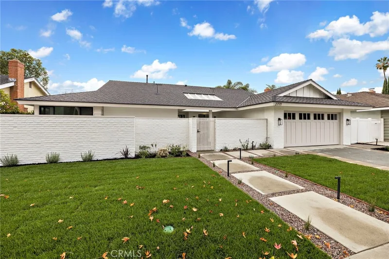 2771 Tern Circle, Costa Mesa, CA 92626