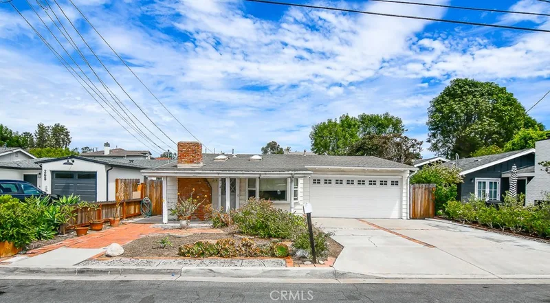 278 Santo Tomas, Costa Mesa