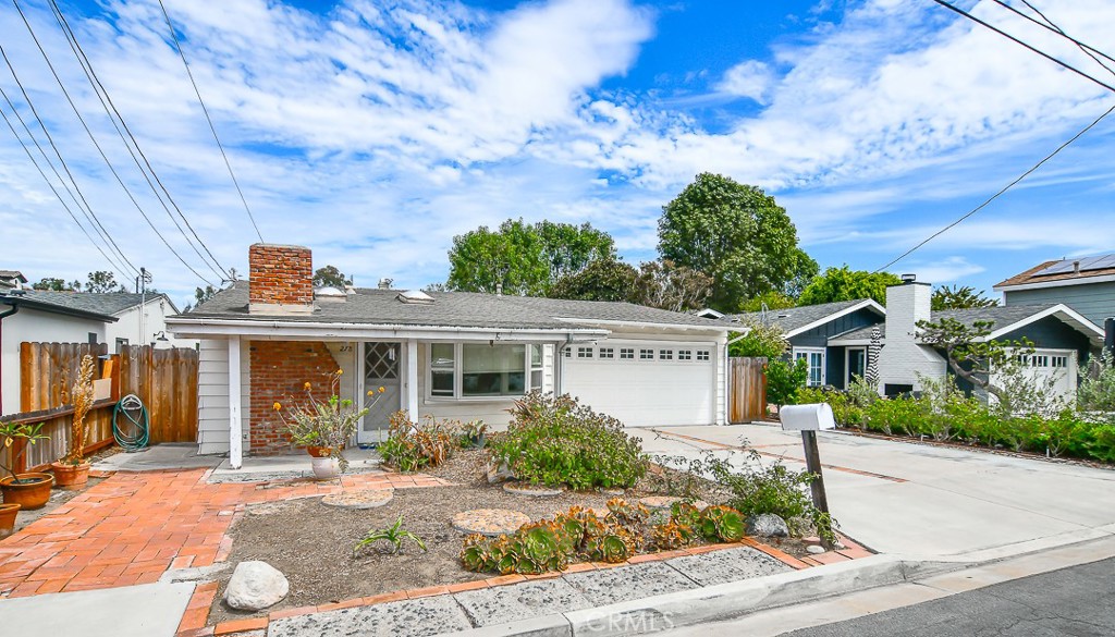 278 Santo Tomas, Costa Mesa CA 92627 - photo 2