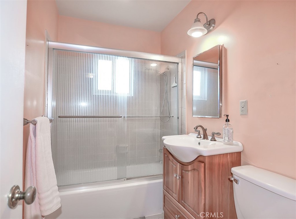 278 Santo Tomas, Costa Mesa CA 92627 - photo 13