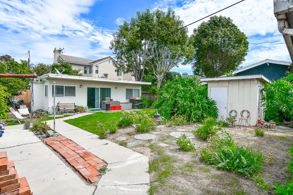 278 Santo Tomas, Costa Mesa CA 92627 - photo 24