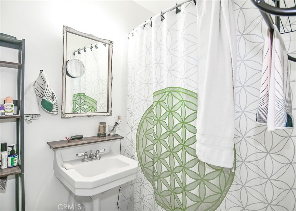 278 Santo Tomas, Costa Mesa CA 92627 - photo 27