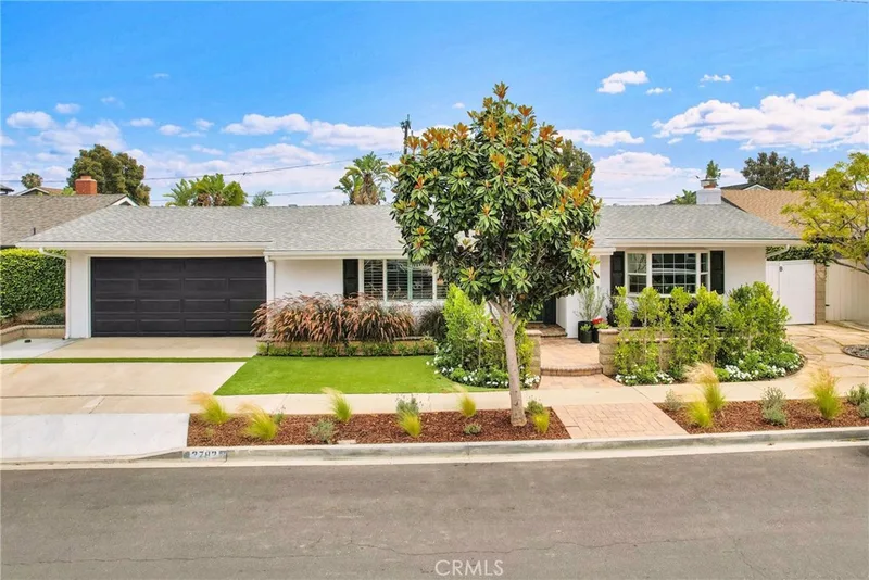 2782 Mendoza Drive, Costa Mesa, CA 92626