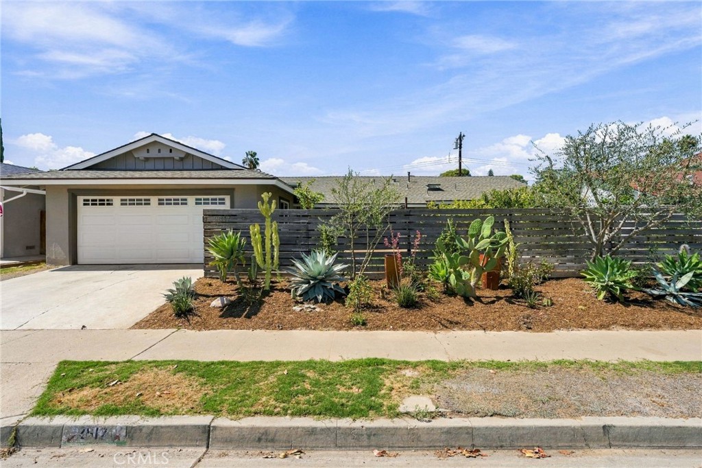 2817 La Salle, Costa Mesa CA 92626 - photo 4