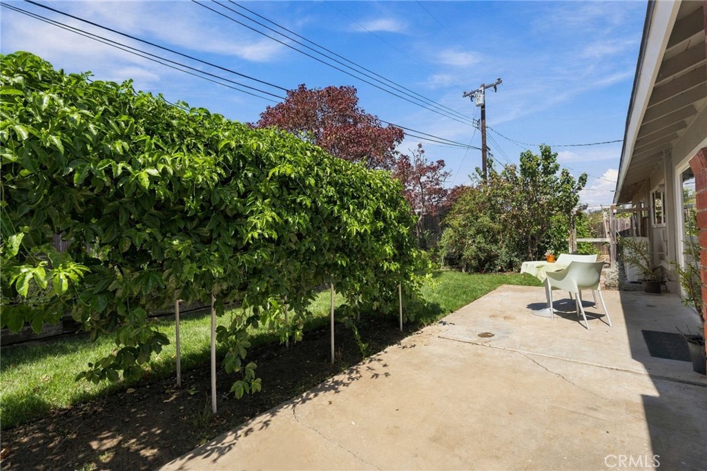 2817 La Salle, Costa Mesa CA 92626 - photo 25
