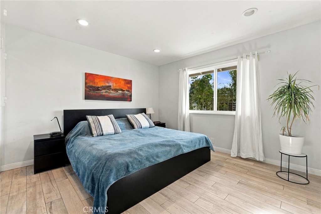 2817 La Salle, Costa Mesa CA 92626 - photo 32