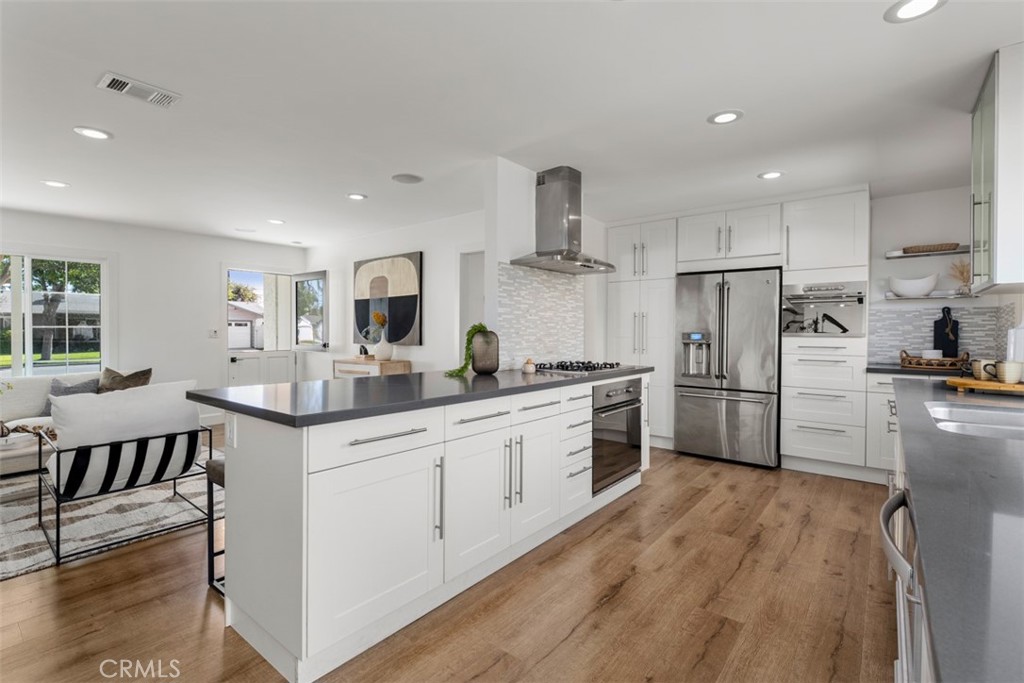 2835 Portola, Costa Mesa CA 92626 - photo 12