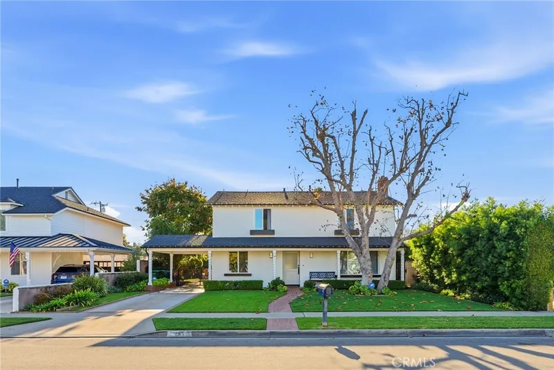 285 Sierks Street, Costa Mesa, CA 92627