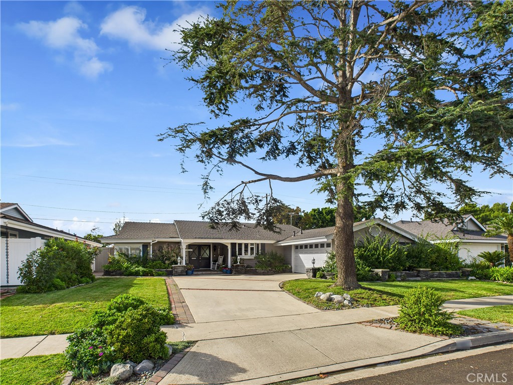 2857 Ellesmere, Costa Mesa CA 92626 - photo 1