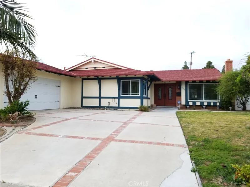 2863 Serang Place, Costa Mesa, CA 92626