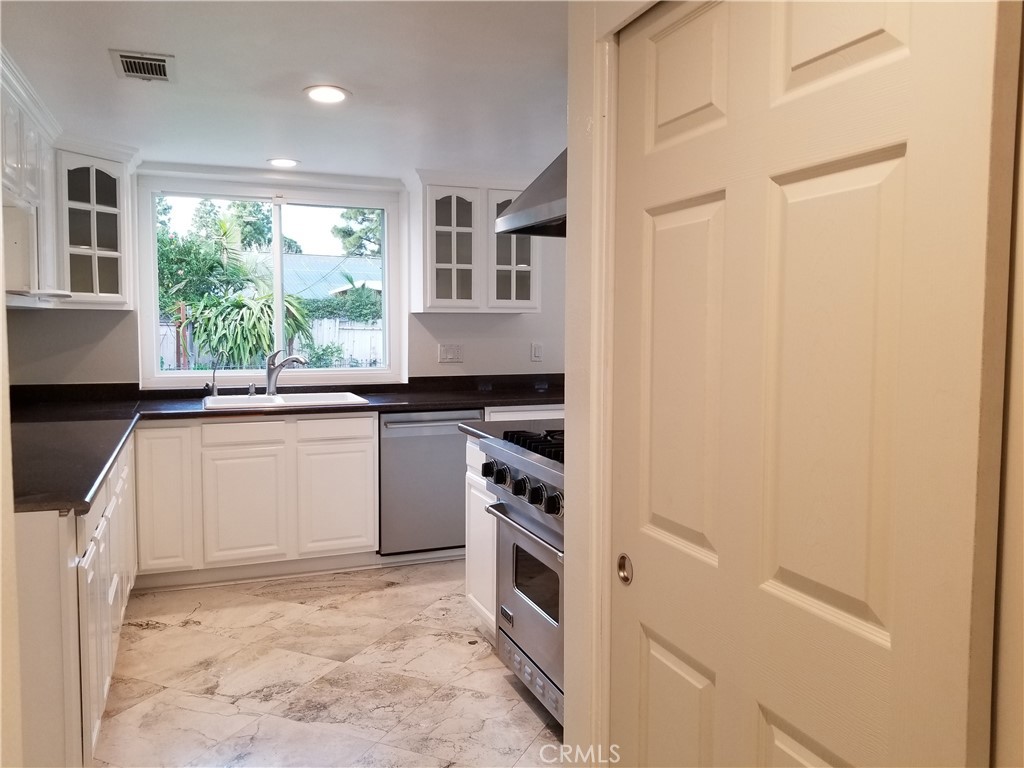 2863 Serang Place, Costa Mesa CA 92626 - photo 8