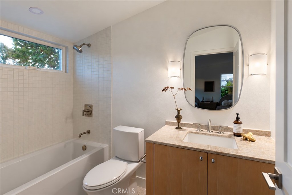 288 E Bay Street, Costa Mesa CA 92627 - photo 15