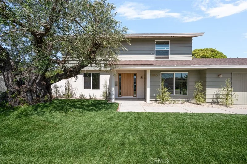 2880 Club House Road, Costa Mesa, CA 92626