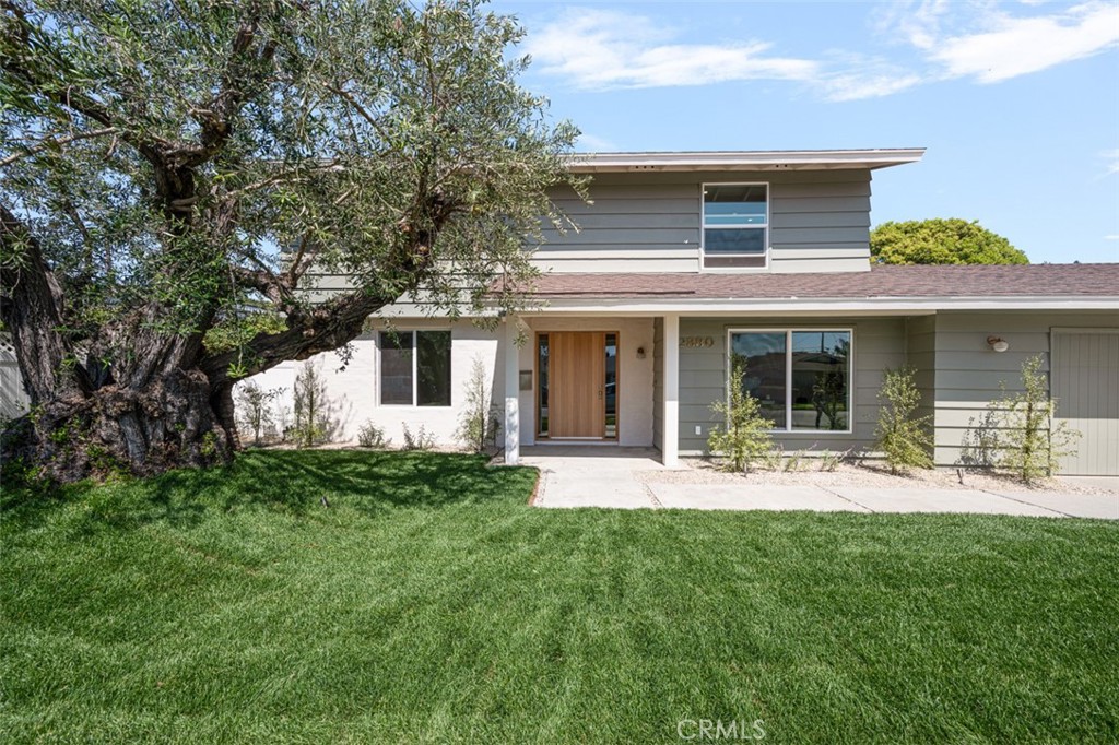 2880 Club House Road, Costa Mesa CA 92626 - photo 1