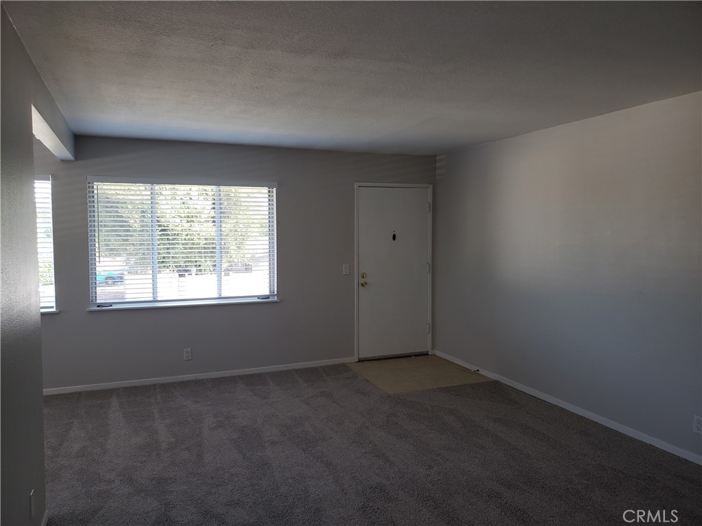 2902 Peppertree Lane, Costa Mesa CA 92626 - photo 5
