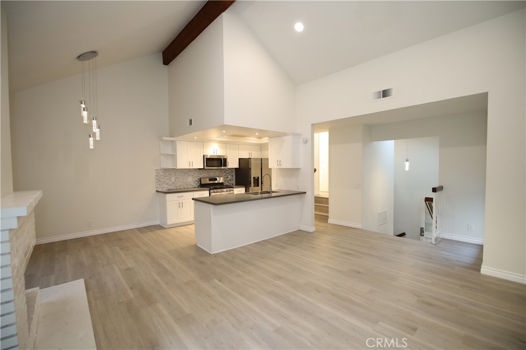 292 Palmer Street C2, Costa Mesa CA 02627 - photo 6