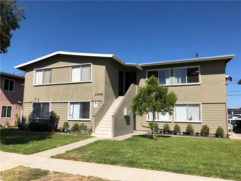 2956 Peppertree Lane A, Costa Mesa