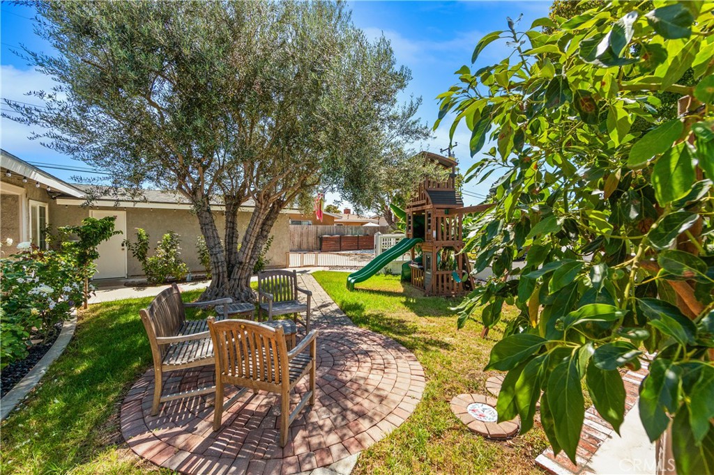 2972 Teakwood Place, Costa Mesa CA 92626 - photo 4