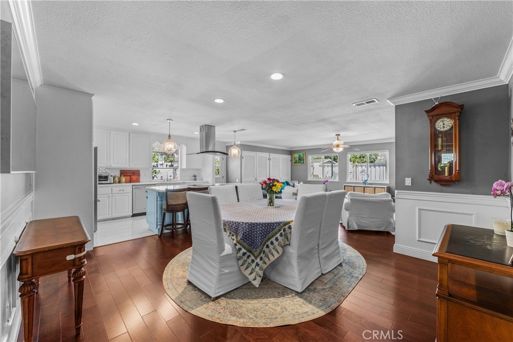 Dining Area - 2972 Teakwood Place, Costa Mesa CA 92626 - photo 8