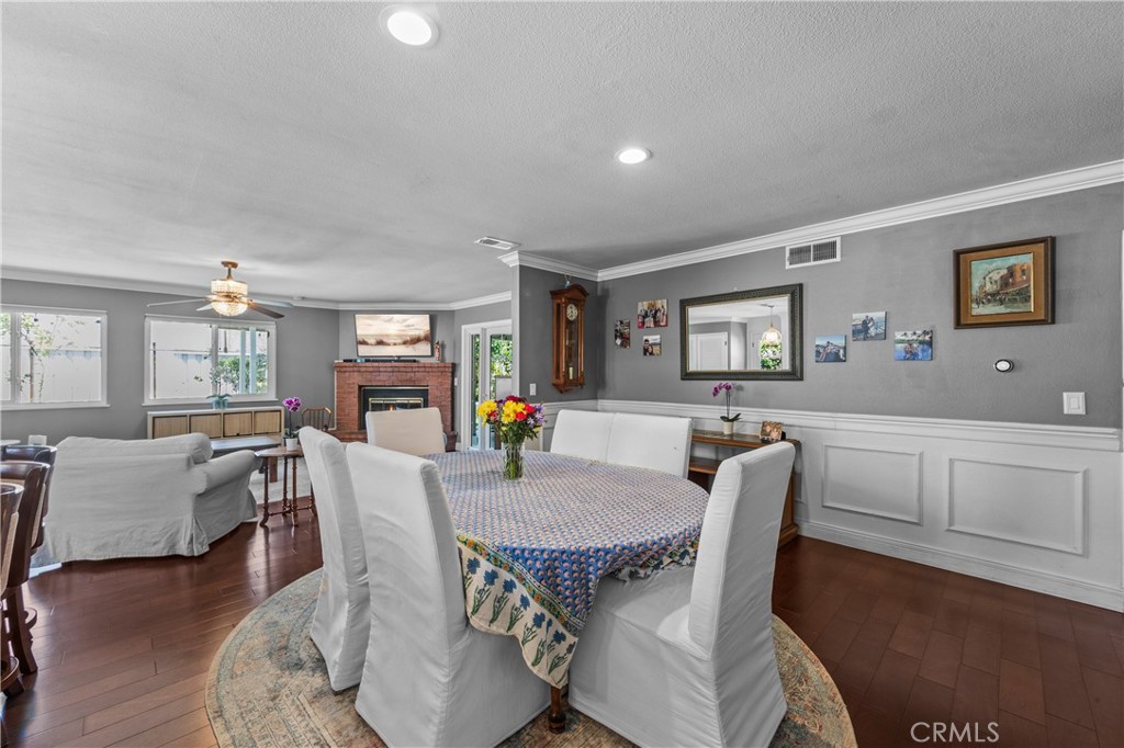 Dining Area - 2972 Teakwood Place, Costa Mesa CA 92626 - photo 9