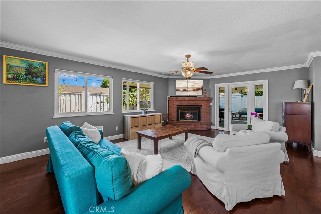 Family Room - 2972 Teakwood Place, Costa Mesa CA 92626 - photo 17