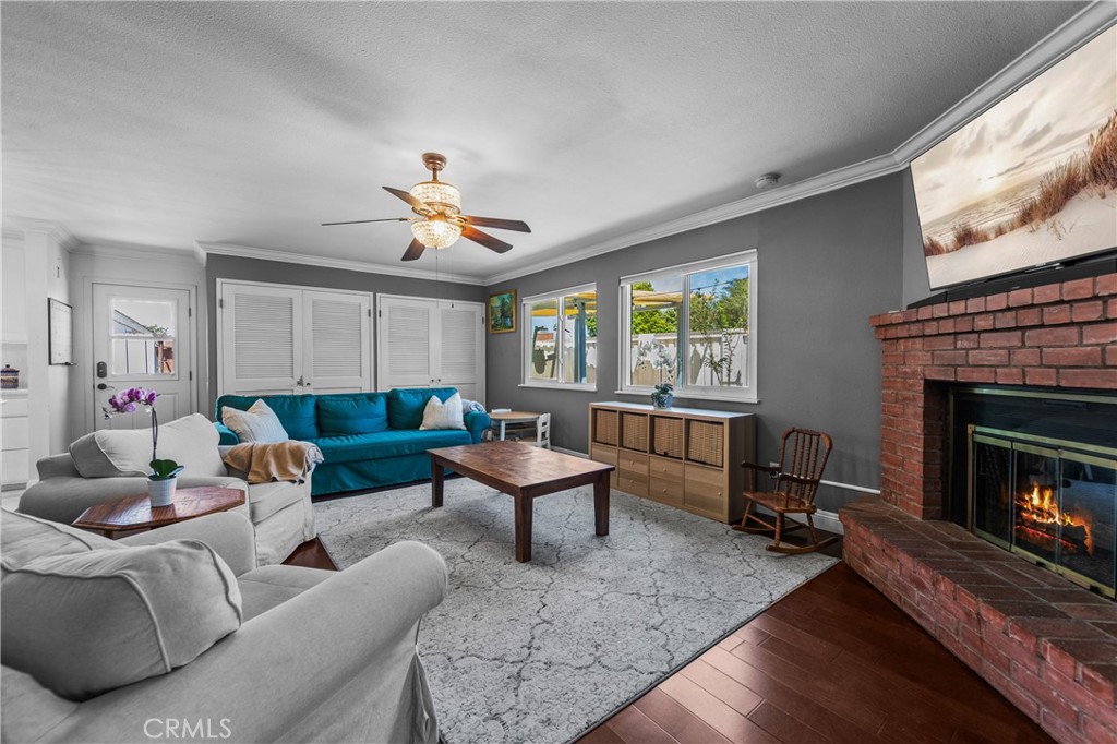 Family Room - 2972 Teakwood Place, Costa Mesa CA 92626 - photo 19