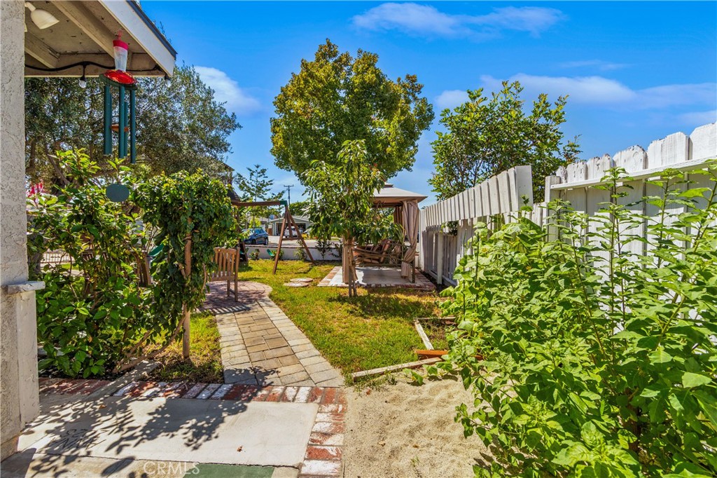 2972 Teakwood Place, Costa Mesa CA 92626 - photo 43