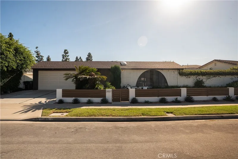 3007 Java Road, Costa Mesa, CA 92626