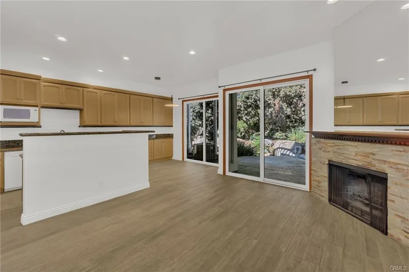 3021 Croyden 97, Costa Mesa, CA 92626