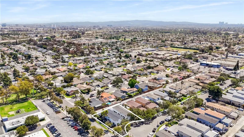 3040 Fillmore Way, Costa Mesa, CA 92626