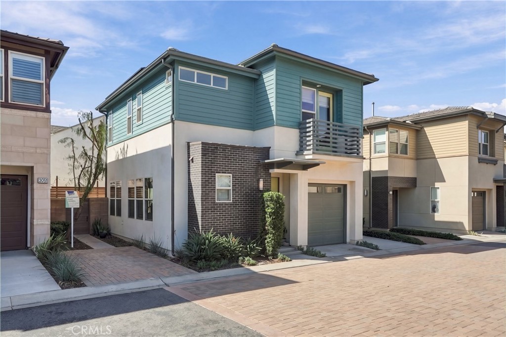 3055 Paragon, Costa Mesa CA 92626 - photo 2