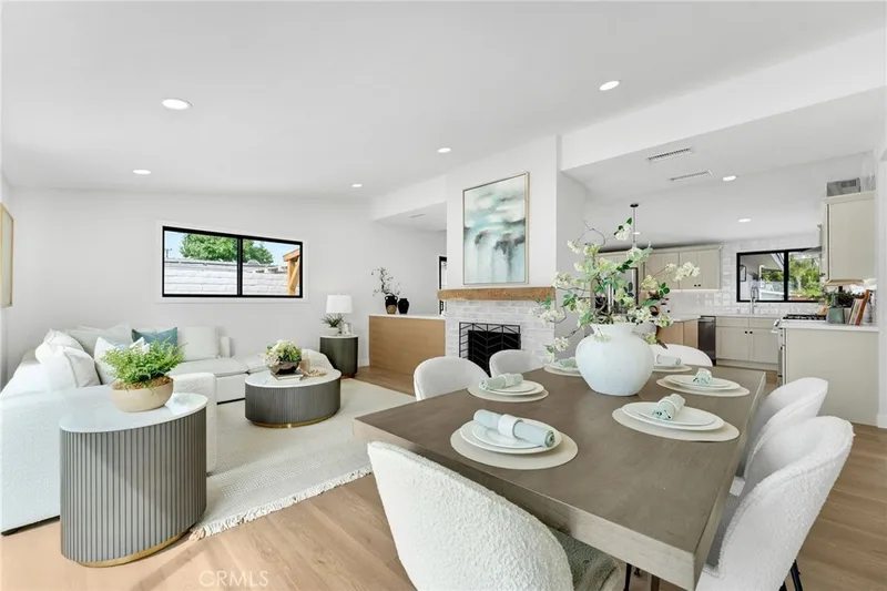 3064 Gibraltar, Costa Mesa