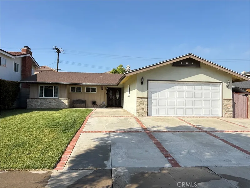 3071 Platte, Costa Mesa, CA 92626