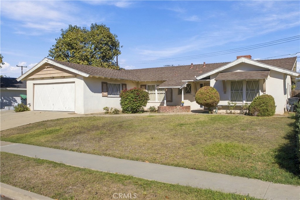 3076 Madeira, Costa Mesa CA 92626 - photo 8