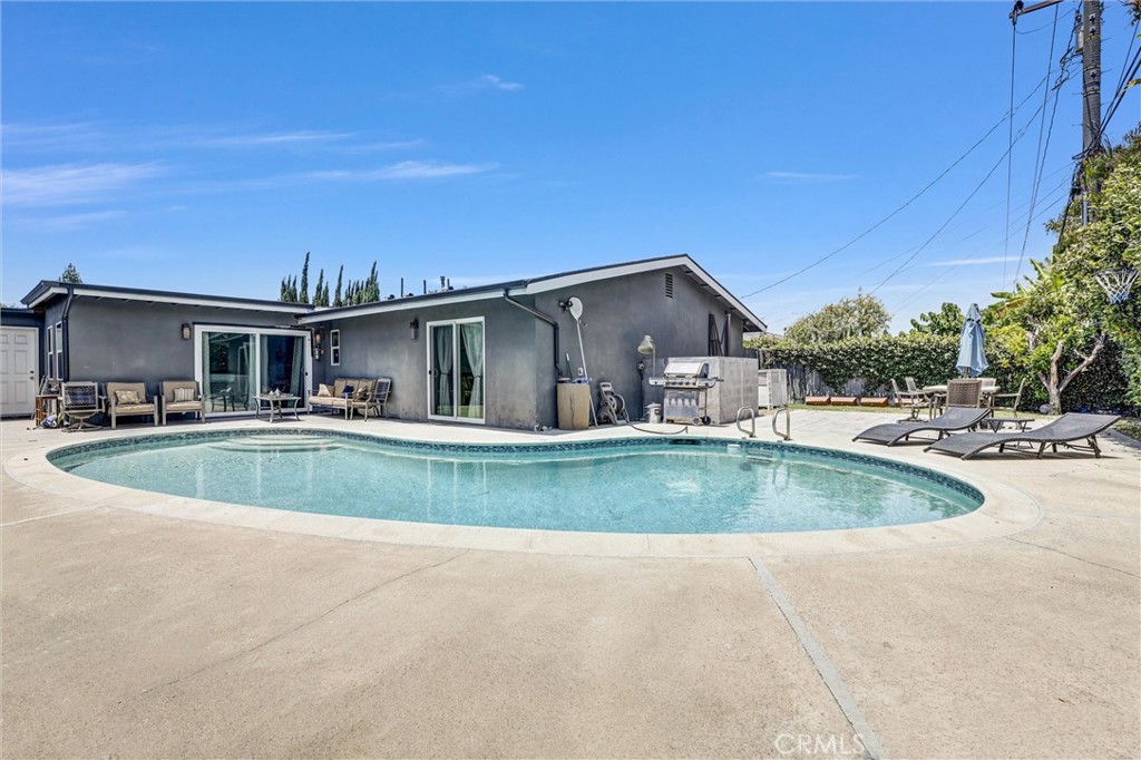 3078 Trinity, Costa Mesa CA 92626 - photo 1