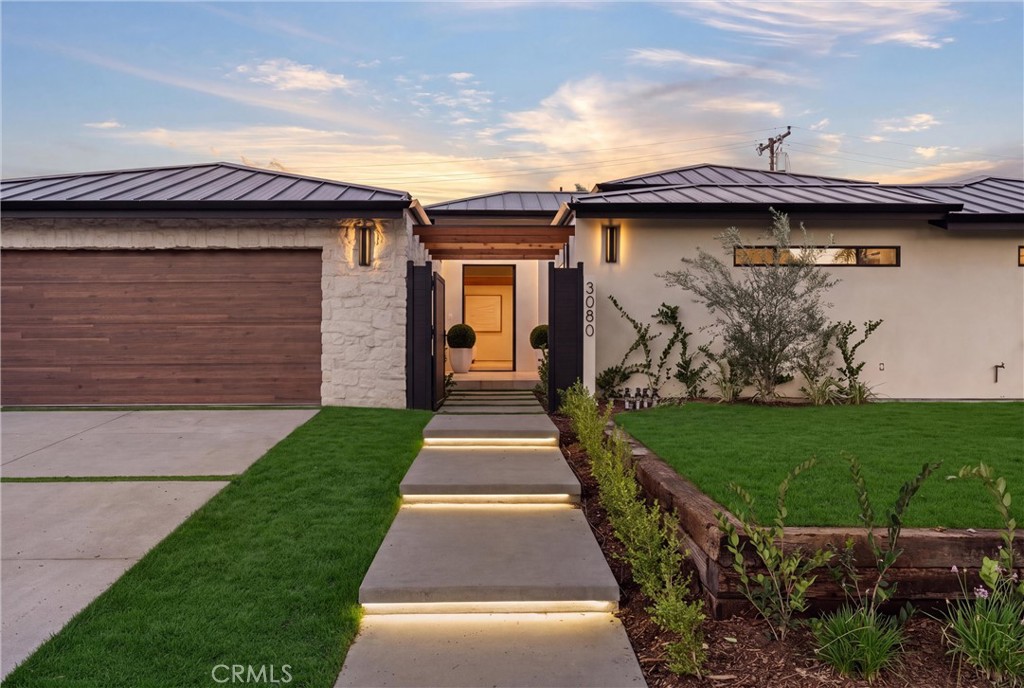 3080 Country Club Drive, Costa Mesa CA 92626 - photo 3