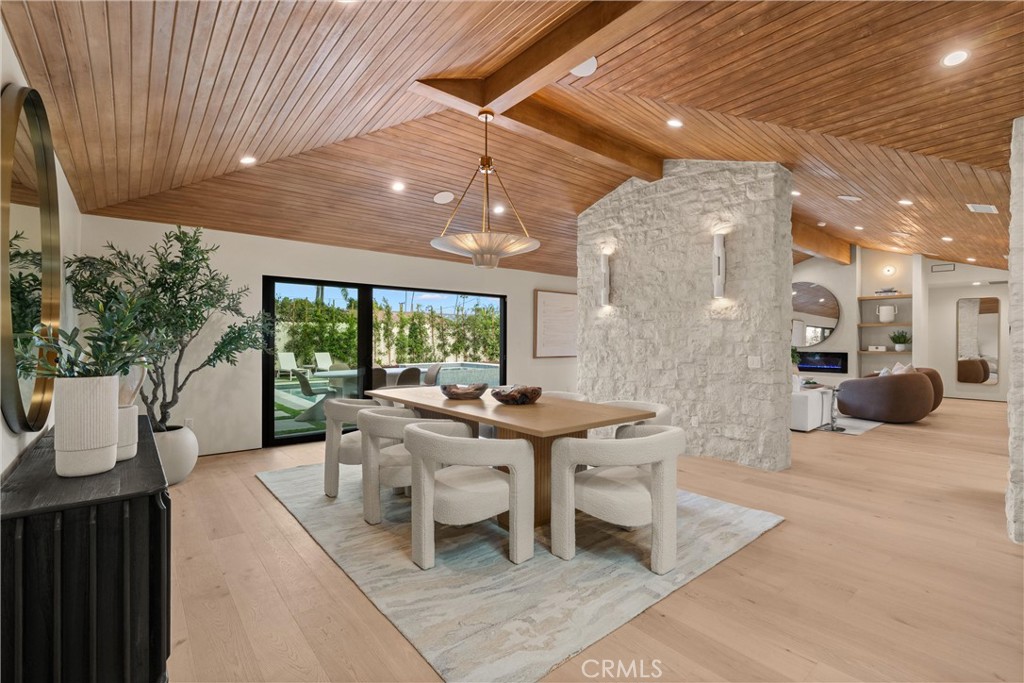 3080 Country Club Drive, Costa Mesa CA 92626 - photo 15