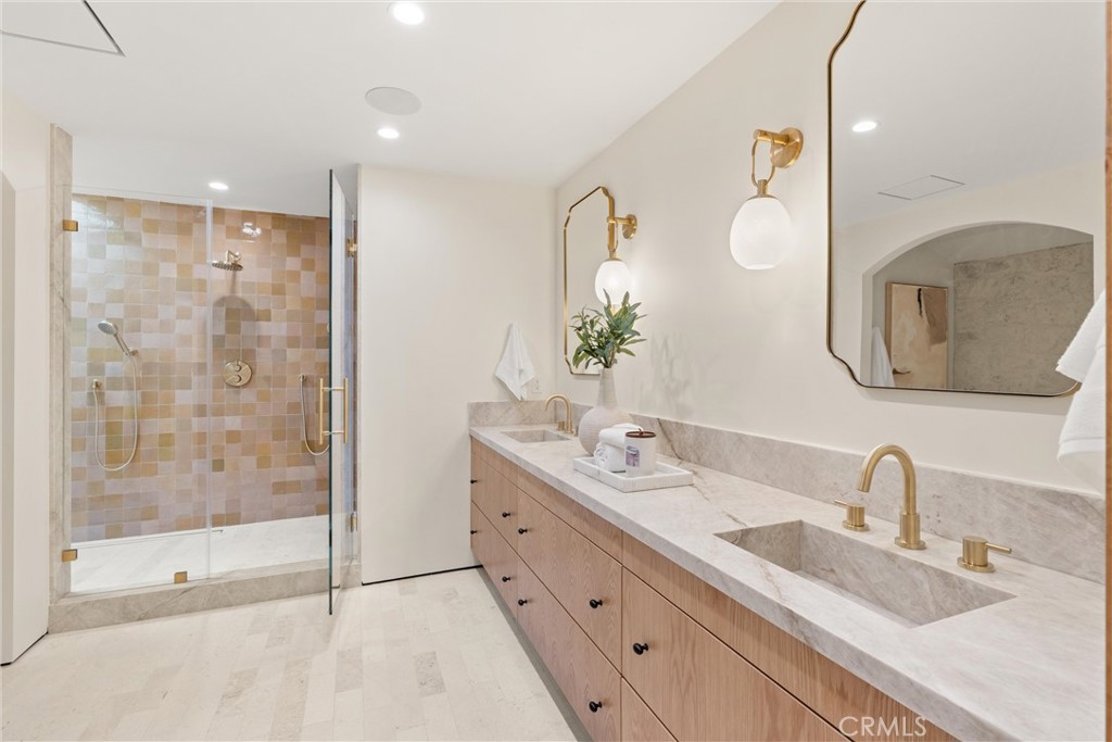3080 Country Club Drive, Costa Mesa CA 92626 - photo 30