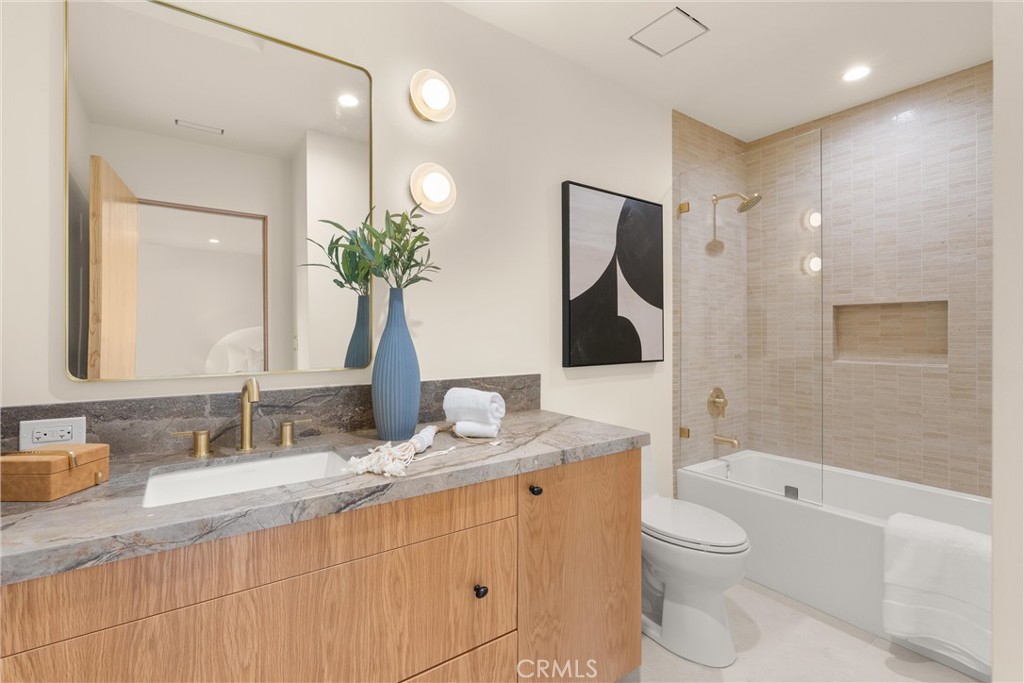 3080 Country Club Drive, Costa Mesa CA 92626 - photo 37