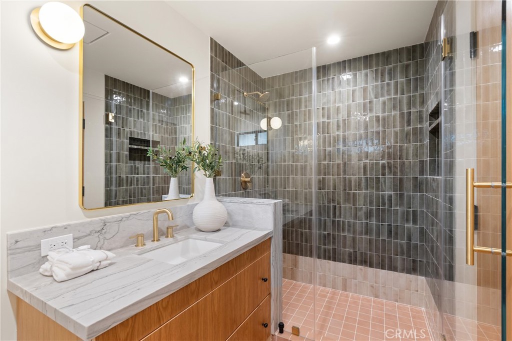 3080 Country Club Drive, Costa Mesa CA 92626 - photo 38