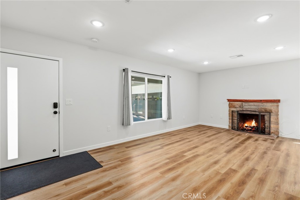 3095 College Avenue, Costa Mesa CA 92626 - photo 4