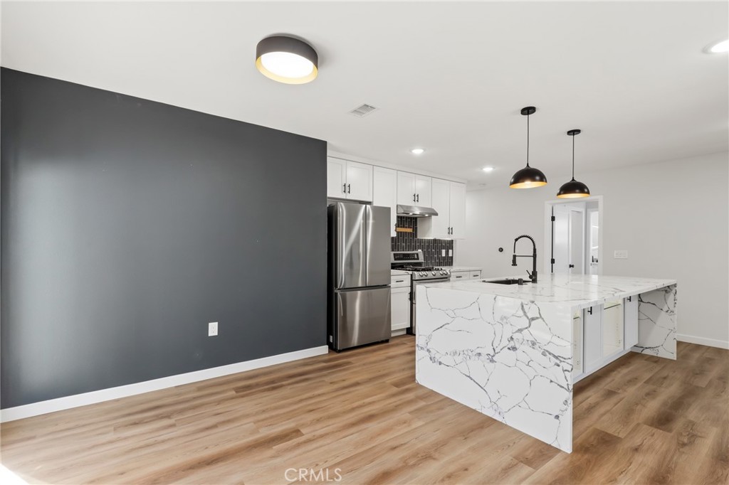 3095 College Avenue, Costa Mesa CA 92626 - photo 10
