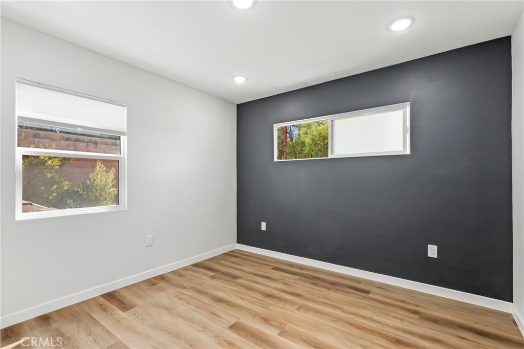 3095 College Avenue, Costa Mesa CA 92626 - photo 17