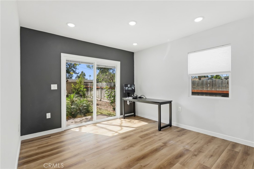 3095 College Avenue, Costa Mesa CA 92626 - photo 25
