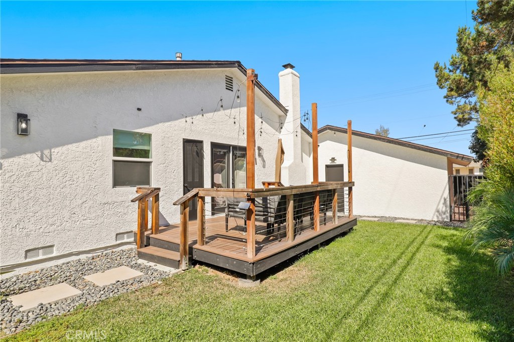 3095 College Avenue, Costa Mesa CA 92626 - photo 28