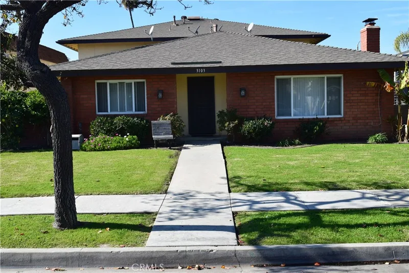 3103 Ginger C, Costa Mesa, CA 92626