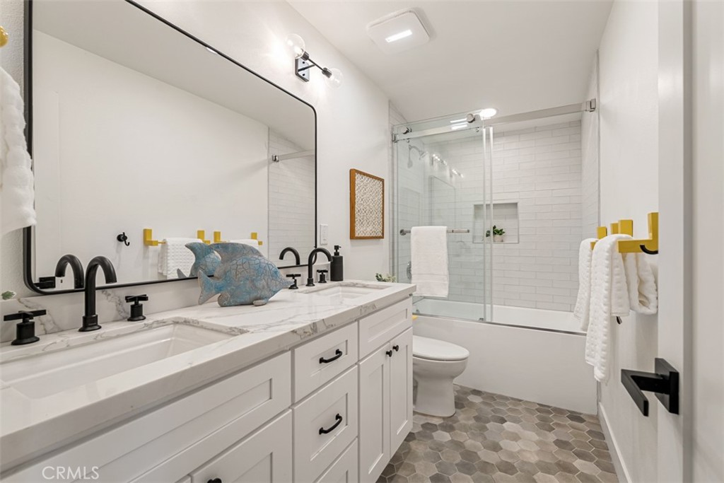 3107 Gibraltar, Costa Mesa CA 92626 - photo 32