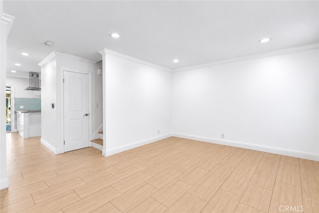 3165 College, Costa Mesa CA 92626 - photo 31